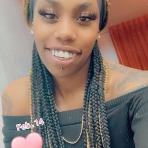 Meet your Posher, Jade